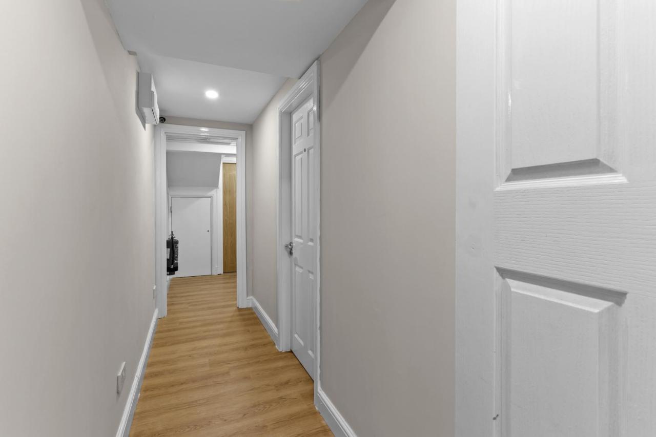 London'S Boutique Studio ภายนอก รูปภาพ